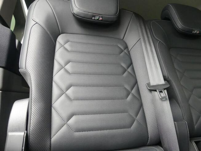Ford Tourneo Custom 2,0 Tdci Titanium Long L2H1 9 osobowy F. VAT23