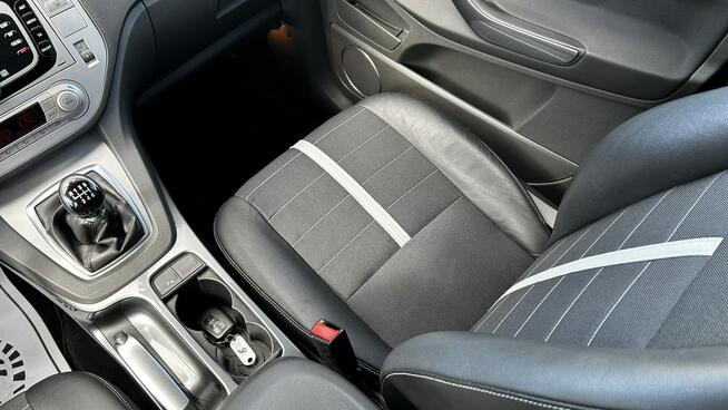 Ford Kuga Tylko 151 tyś km, zarejestrowany w Polsce