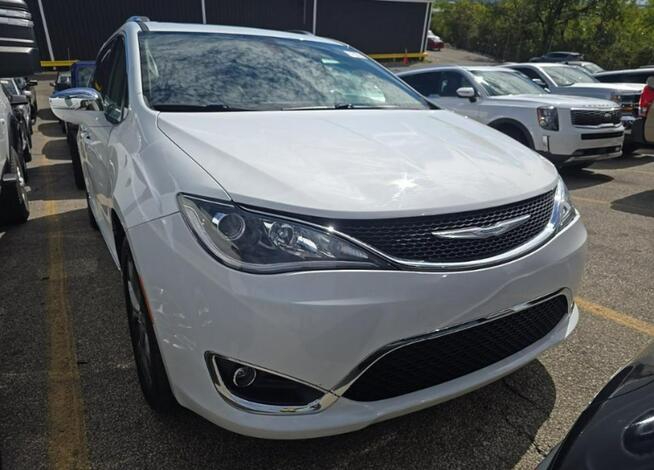 Chrysler Pacifica LIMITED / Benzyna / niski przebieg