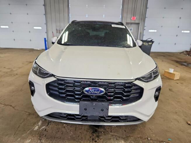 Ford Escape Najwyższa wersja wyposażenia ST LINE ELITE / AWD / Hybryda