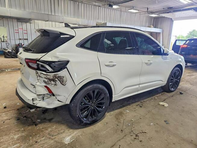 Ford Escape Najwyższa wersja wyposażenia ST LINE ELITE / AWD / Hybryda