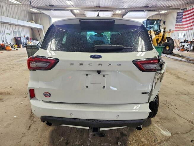 Ford Escape Najwyższa wersja wyposażenia ST LINE ELITE / AWD / Hybryda