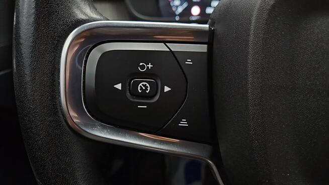 Volvo XC 40 T5 Plug-In Hybrid Inscription aut ! Z Polskiego Salonu ! Faktura Vat !