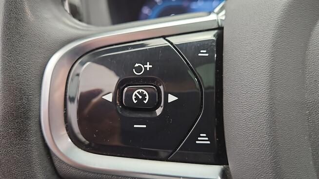 Volvo XC 60 B5 B AWD Ultimate Dark aut ! Z Polskiego Salonu ! Faktura Vat !