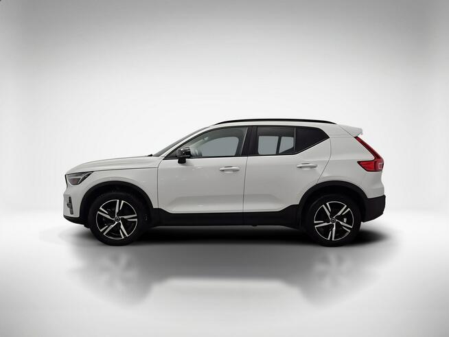 Volvo XC 40 B4 Plus Dark aut ! Z Polskiego Salonu ! Faktura VAT !