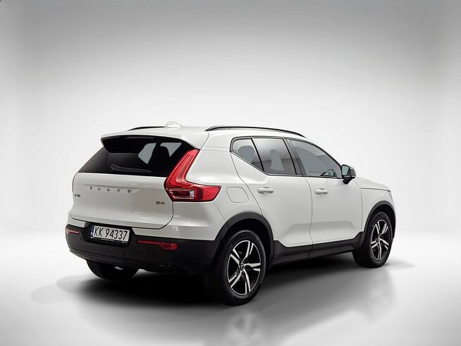 Volvo XC 40 B4 Plus Dark aut ! Z Polskiego Salonu ! Faktura VAT !
