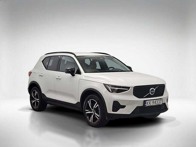 Volvo XC 40 B4 Plus Dark aut ! Z Polskiego Salonu ! Faktura VAT !