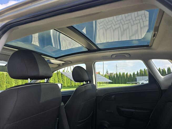 Kia Venga 1.6CRDI Serwis.Lift.Navi.Panorama Dach.Klimatyzacja.Hak.Kredyt.Okazja