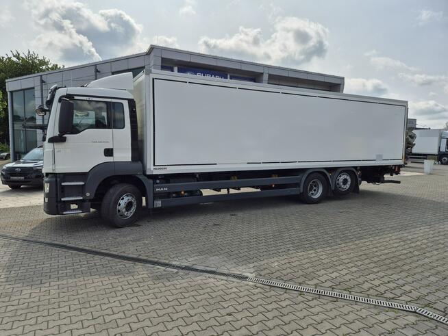 MAN TGS 26.400 / KONTENER + IZOTERMA / 24 EUROPALET / DŁUGI