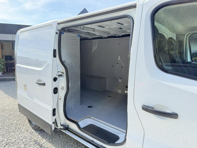 Renault Trafic long L2H1 2,0 130KM pełna opcja warsztat