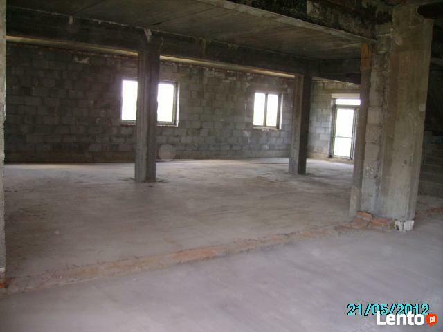 Budynek sprzedam pod działalność gosp.