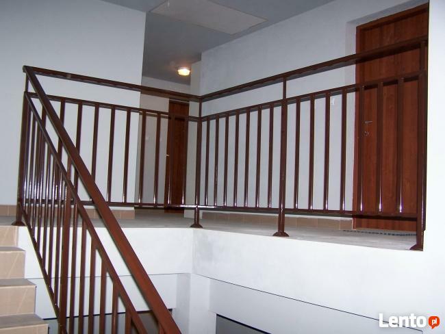 ogroszenie bramy sztachety ogrodzenia barierki tralki auto