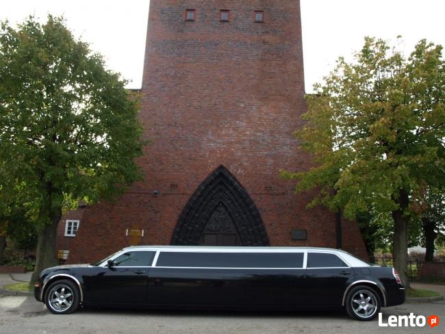 Limuzyna lub cabrio do ślubu i nie tylko