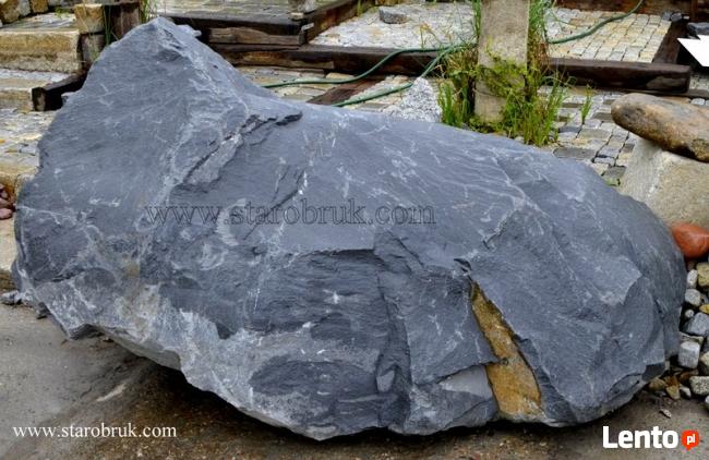 Bryła głaz monolit stalowy skały stalowe szare czarne
