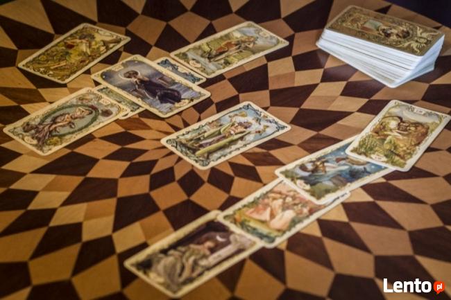 Tarot, dobra wróżka, gabinet, wróżba z kart tarota, Jaroty