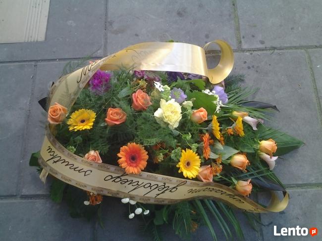 Wieńce i wiązanki pogrzebowe, stroiki na grób