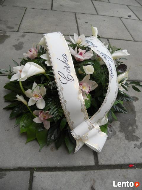 Wieńce i wiązanki pogrzebowe, stroiki na grób