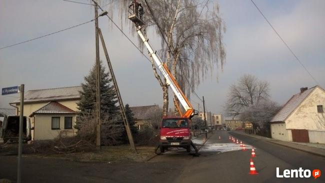 Podnośnik koszowy, zwyżka, montaż oświetlenia, wycinka drzew