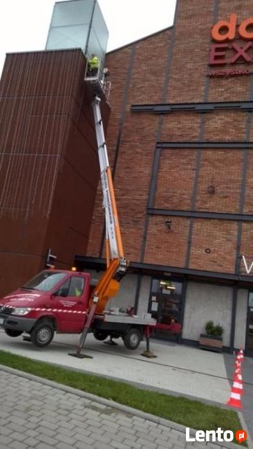 Podnośnik koszowy, zwyżka, montaż oświetlenia, wycinka drzew