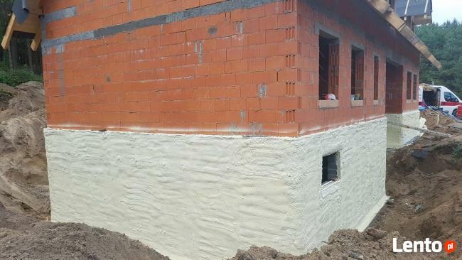 Izolacja fundamentu pianką