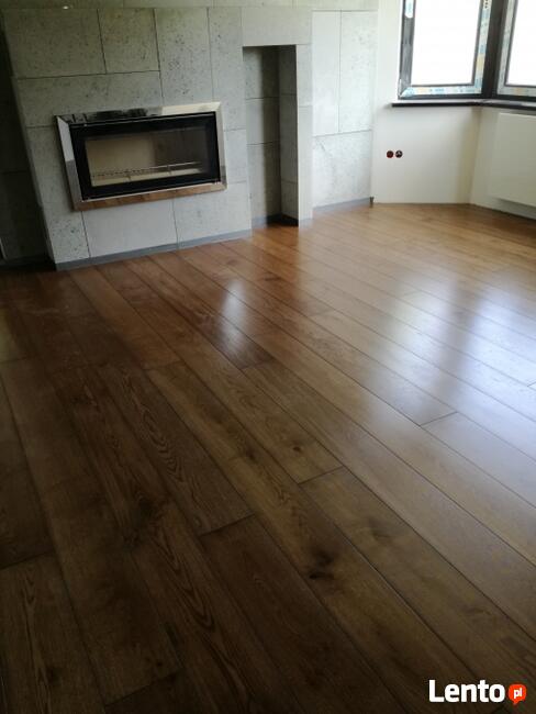 Montaż podłóg drewnianych