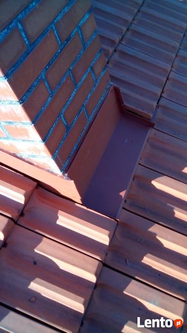 Okucia dachowe, okucia kominów, montaż okien dachowych.