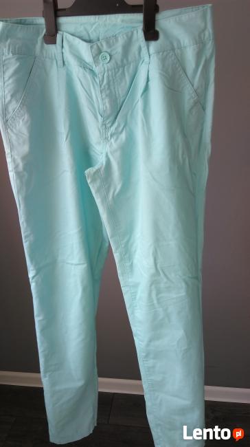 Sprzedam damskie  spodnie chinos