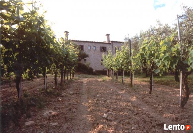 We Włoszech, w pobliżu morza Cattolica z kompleksem mieszkan