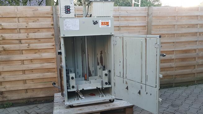 BELOWNICA Pionowa PRASA MAKULATURY Foli Odpadów Hydrauliczna