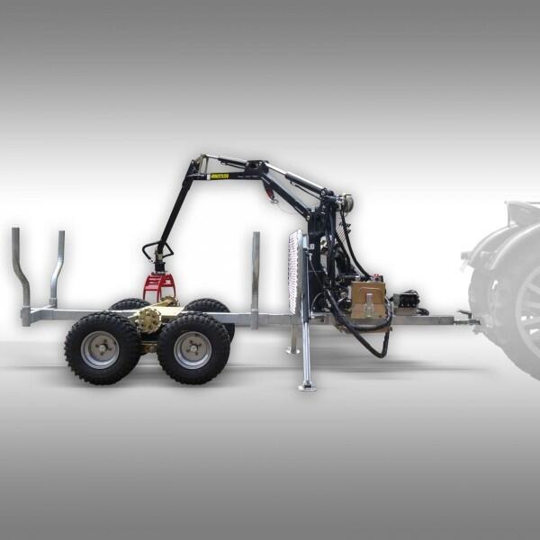 Wóz do przewozu drewna z HDS załadunkowym, max nośność 1,5 T