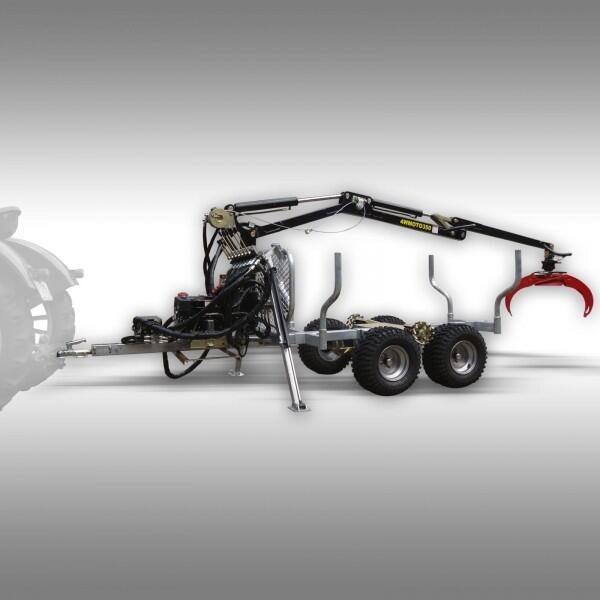 Wóz do przewozu drewna z HDS załadunkowym, max nośność 1,5 T