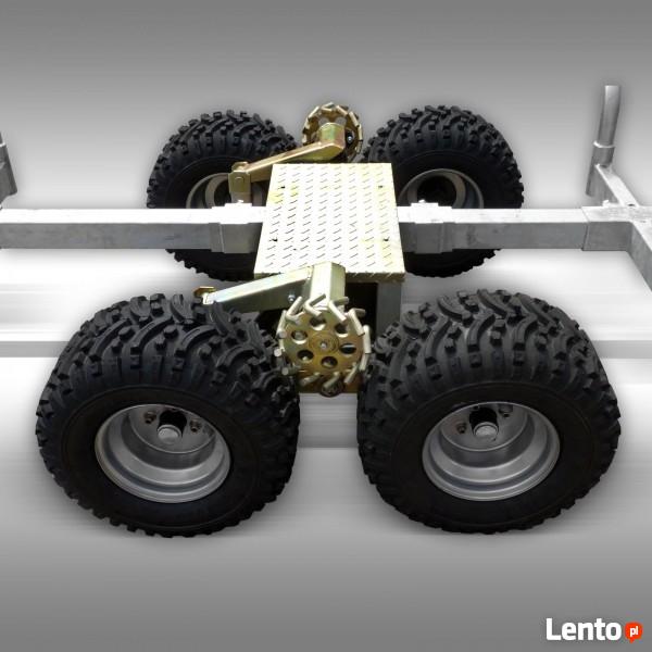 Wóz do przewozu drewna z HDS załadunkowym, max nośność 1,5 T