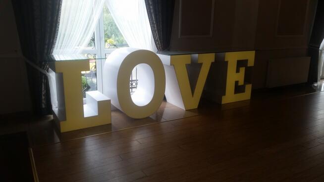 Stół LOVE na Wesele