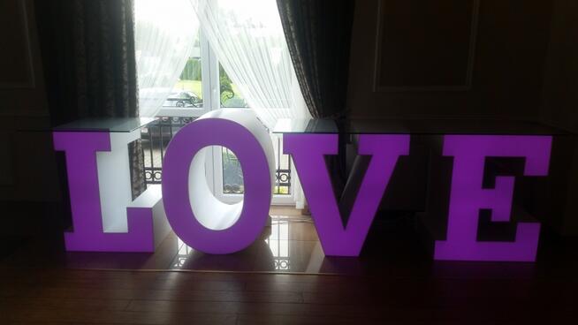 Stół LOVE na Wesele