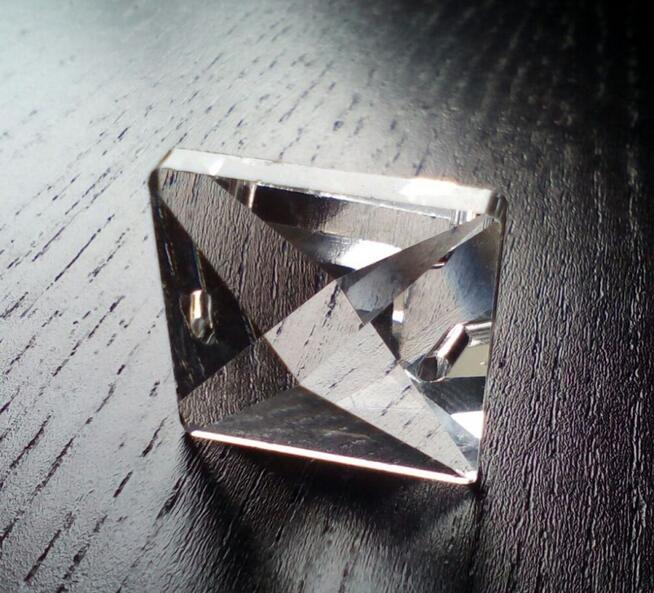 Wisior kryształowy kwadrat