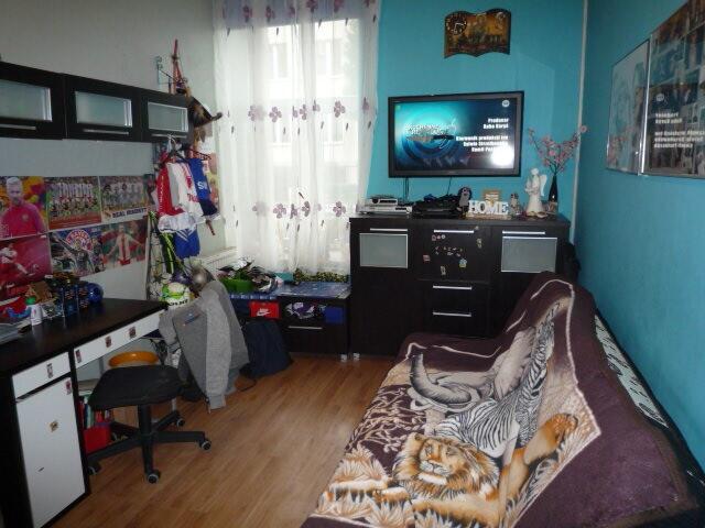 Zamienię M3(46) w kamienicy z c.o. na BLOKI