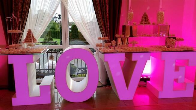 Stół LOVE na Wesele