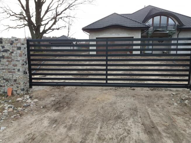 brama przesuwna