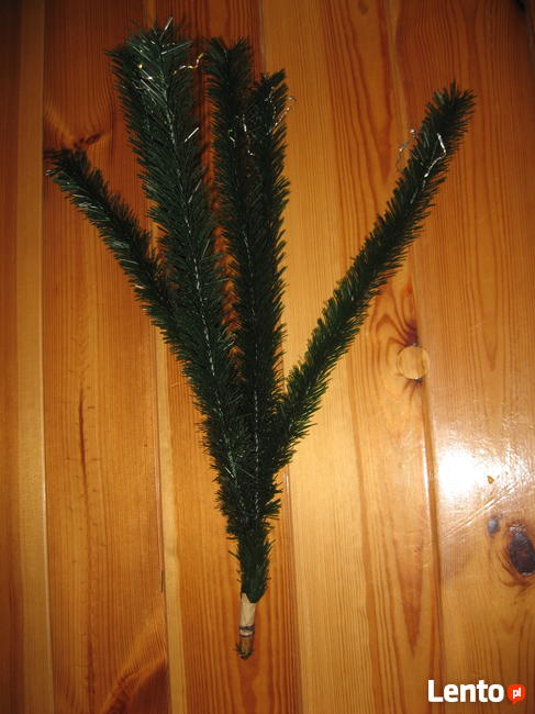 Sztuczne gałązki choinkowe do wazonu