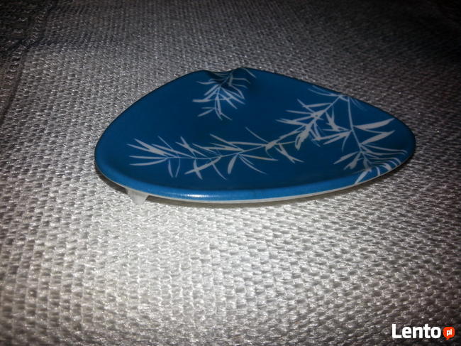 Popielniczka i spodek po 12zl