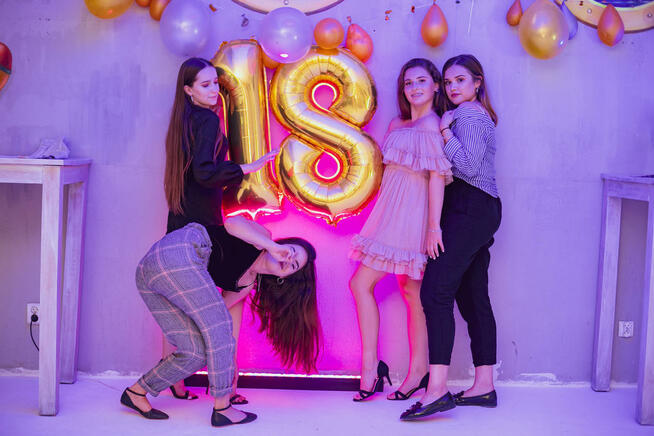 Sala do wynajęcia na przyjęcia urodziny wesela osiemnastki