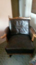 Sprzedam fotel drewniany stylowy