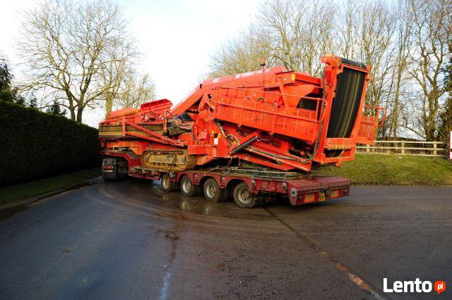 Niskopodwoziowy transport kombajnów koparek pojazdów lawetą