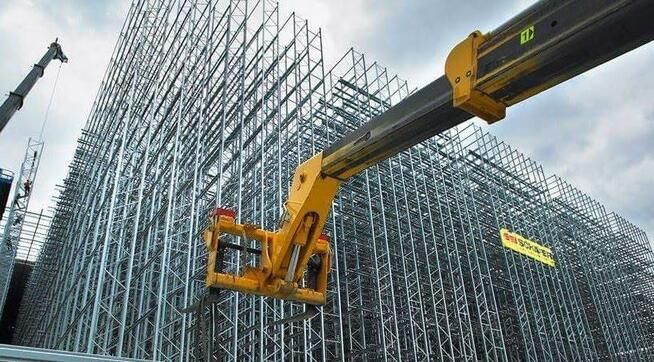 Montaż regałów magazynowych