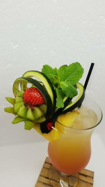 DRINK BAR BARMAN NA WESELE