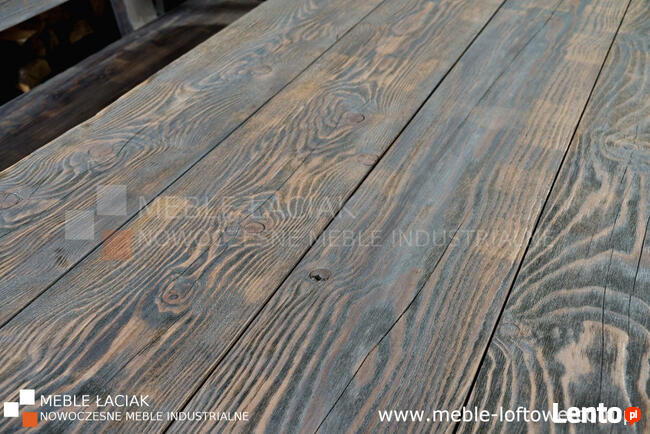 Zestaw meblowy, stół + 2 ławki, świerk olejowany, nr kat.433