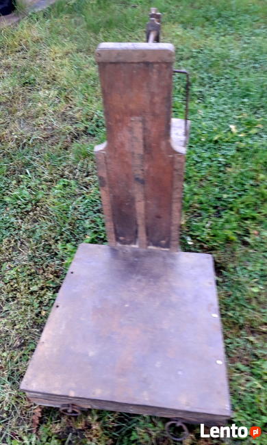 Przedwojenna waga dziesiętna.