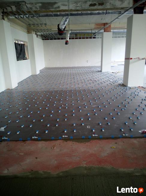 USŁUGI GLAZURNICZE - ŁAZIENKI - UKŁADANIE GLAZURY