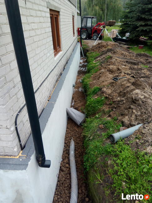 Odwodnienia drenaże nawodnienia miniladowarka fundamenty kop