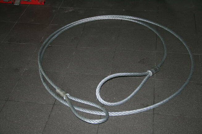 Zakuwanie linek stalowych